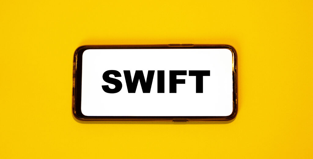 SWIFT bir tür geleneksel bankacılık işlemi.